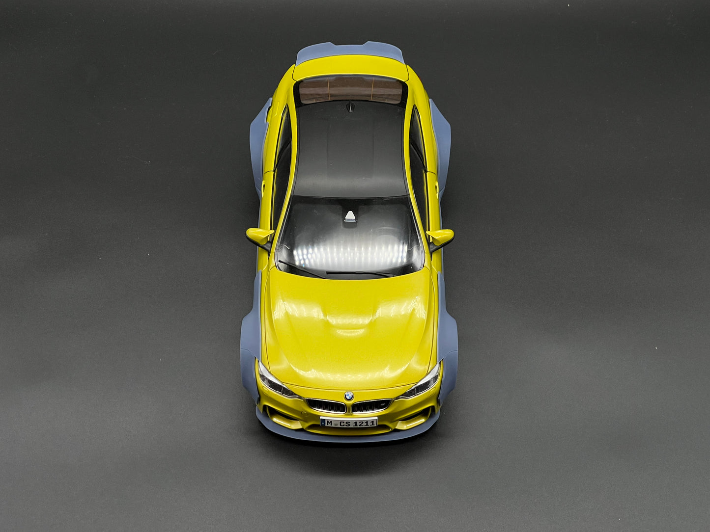 1:18 BMW M4 F82 Widebody Kit Transkit