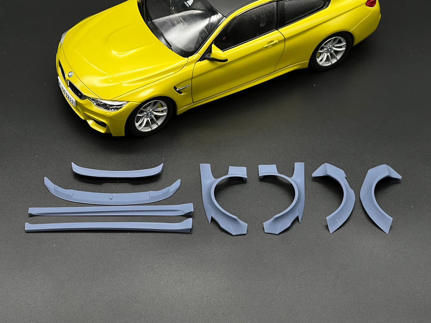 1:18 BMW M4 F82 Widebody Kit Transkit