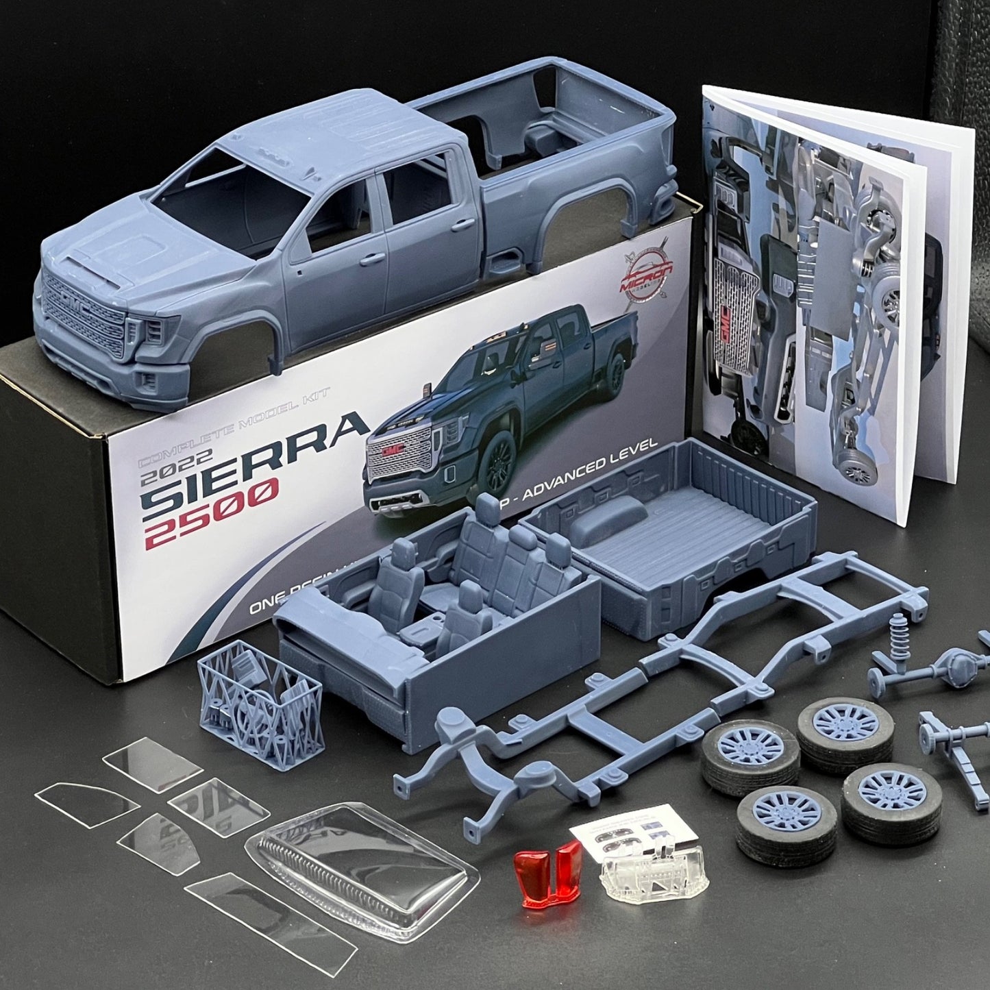 1:25 2022 GMC Sierra 2500 Model Kit