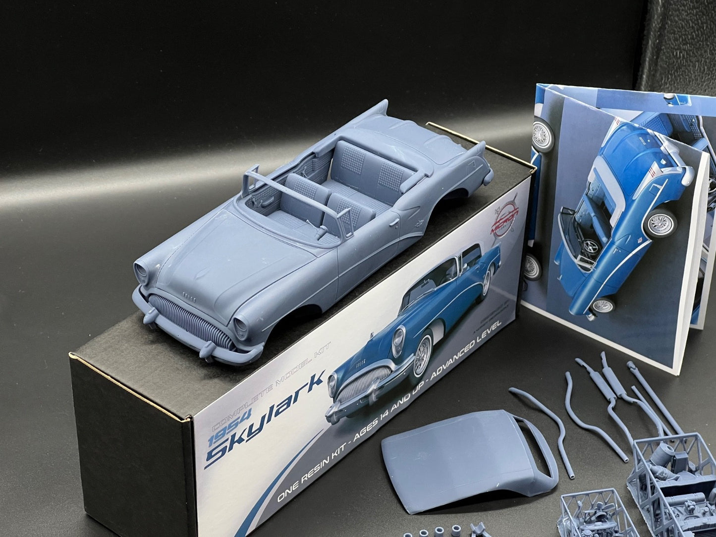 1/25 1954 Buick Skylark Convertible Model Kit