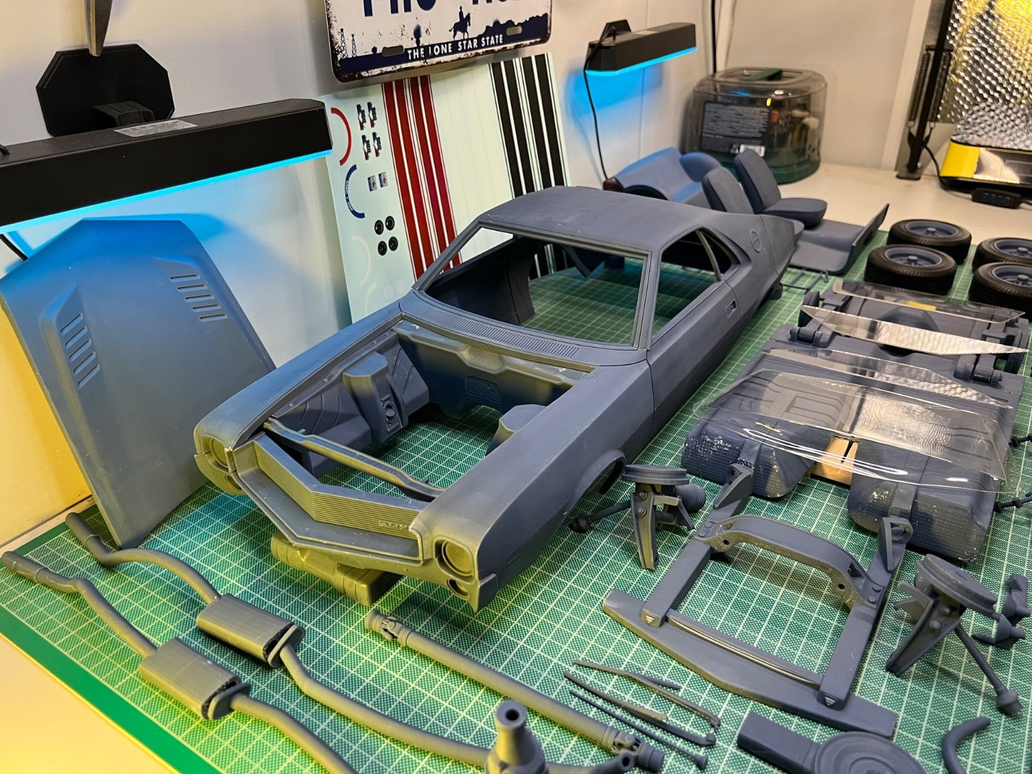 1:8 Scale 1968 AMC AMX Resin Model Kit