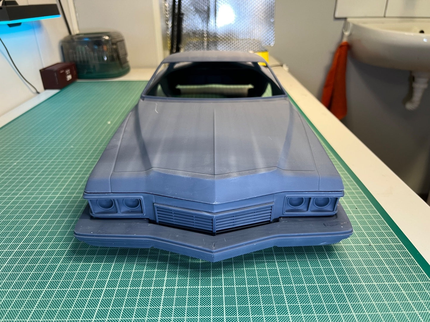1:8 Scale 1973 Buick Riviera Boattail Resin Model Kit